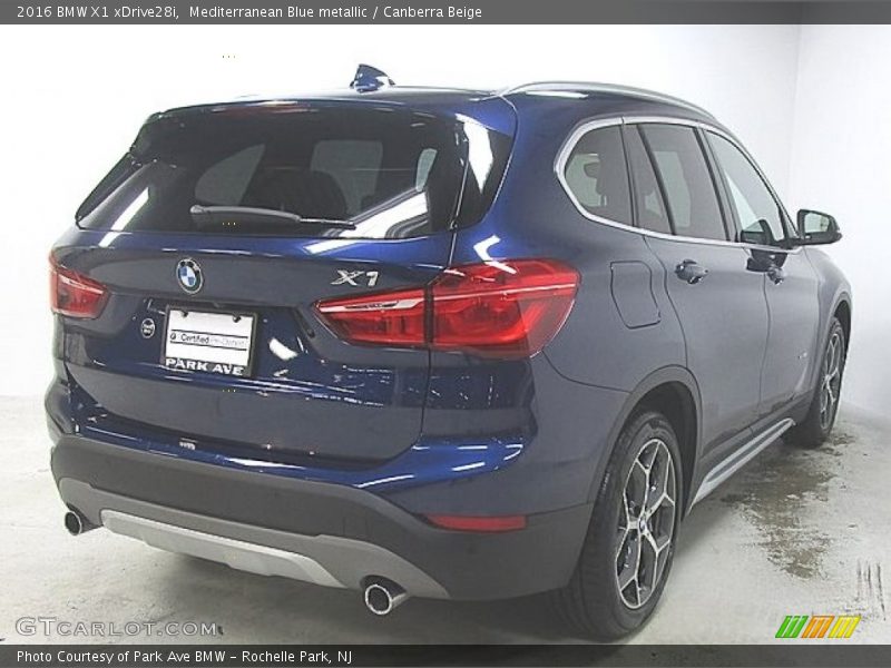 Mediterranean Blue metallic / Canberra Beige 2016 BMW X1 xDrive28i