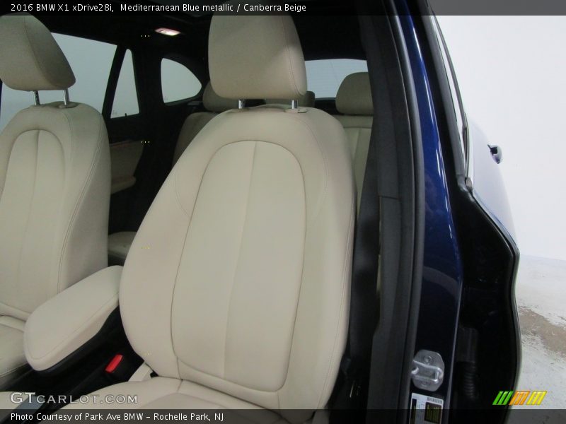 Mediterranean Blue metallic / Canberra Beige 2016 BMW X1 xDrive28i