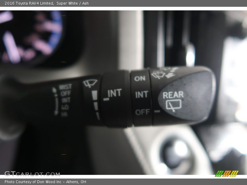 Super White / Ash 2016 Toyota RAV4 Limited