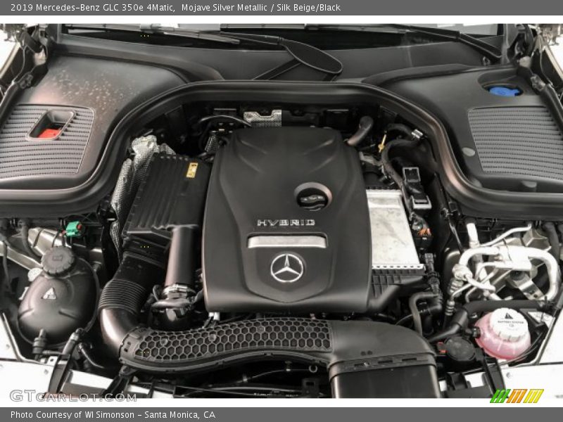 Mojave Silver Metallic / Silk Beige/Black 2019 Mercedes-Benz GLC 350e 4Matic