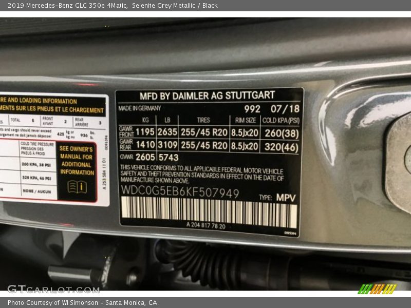 Selenite Grey Metallic / Black 2019 Mercedes-Benz GLC 350e 4Matic