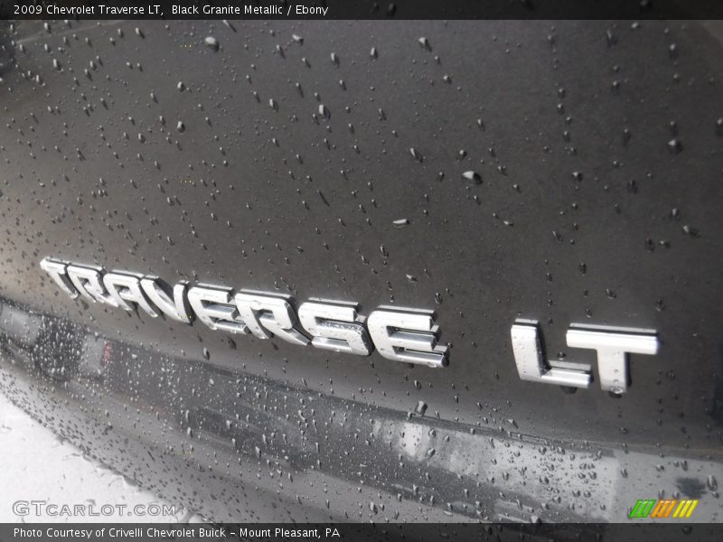 Black Granite Metallic / Ebony 2009 Chevrolet Traverse LT