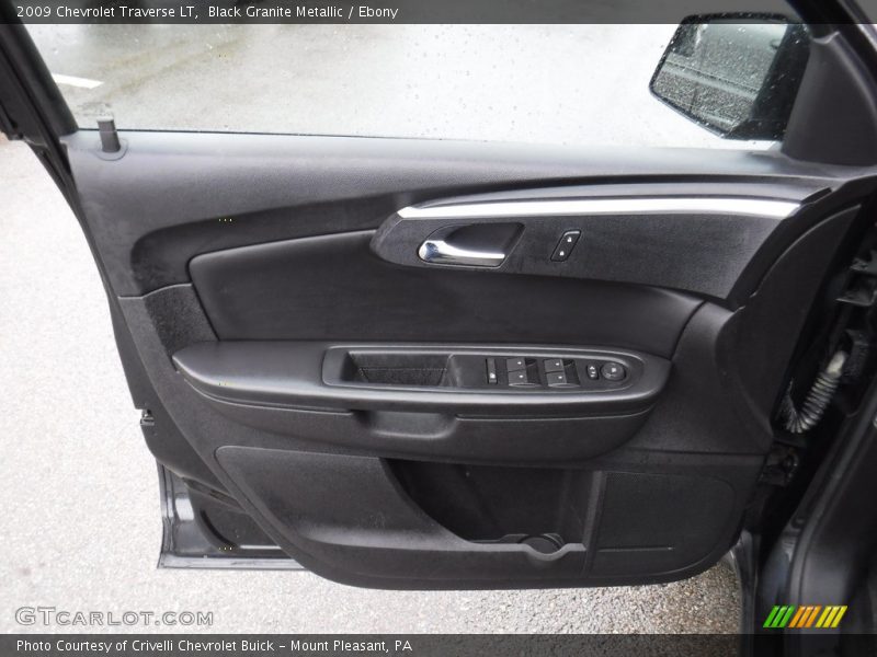 Black Granite Metallic / Ebony 2009 Chevrolet Traverse LT
