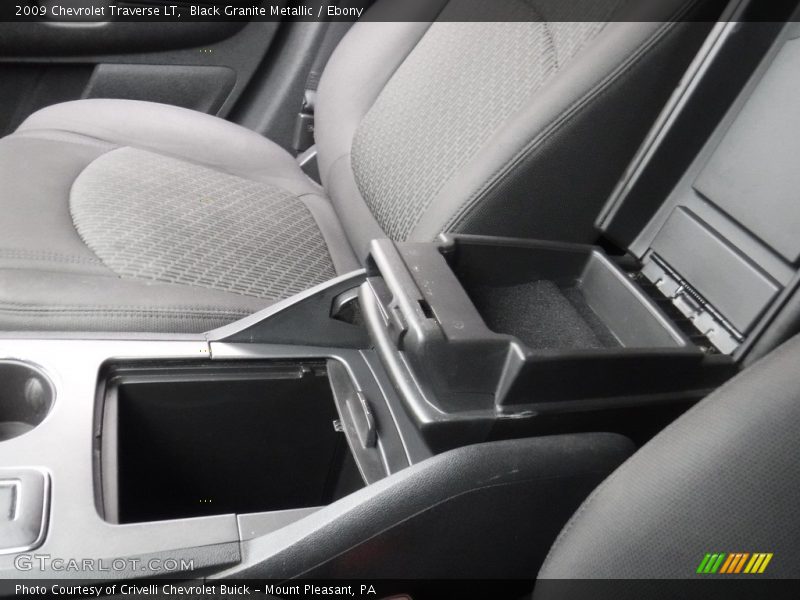 Black Granite Metallic / Ebony 2009 Chevrolet Traverse LT