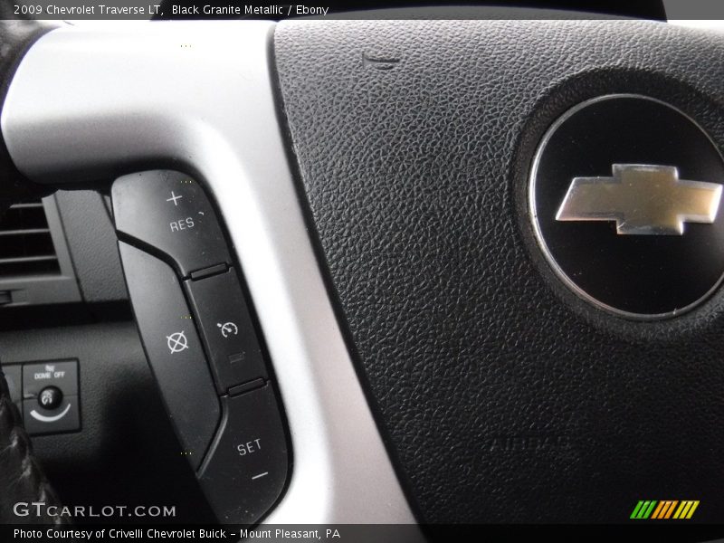 Black Granite Metallic / Ebony 2009 Chevrolet Traverse LT