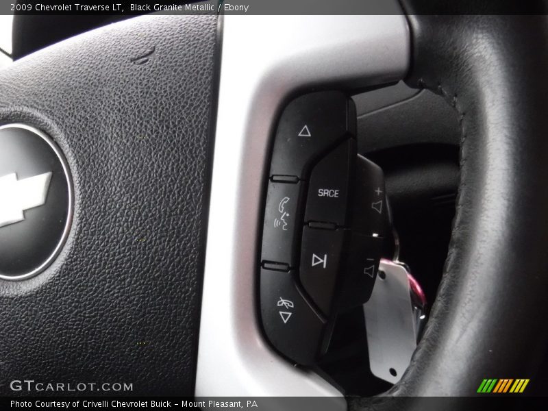 Black Granite Metallic / Ebony 2009 Chevrolet Traverse LT