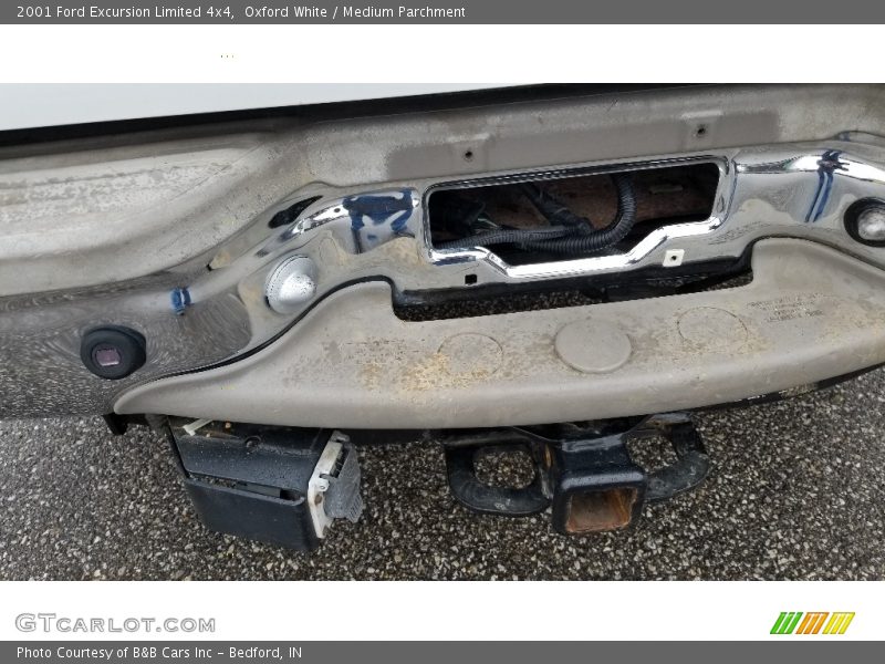 Oxford White / Medium Parchment 2001 Ford Excursion Limited 4x4