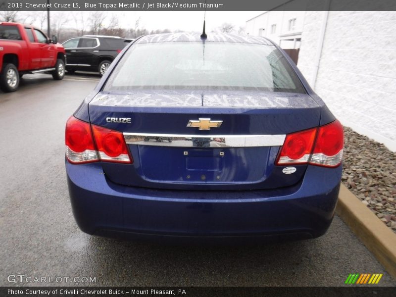 Blue Topaz Metallic / Jet Black/Medium Titanium 2013 Chevrolet Cruze LS