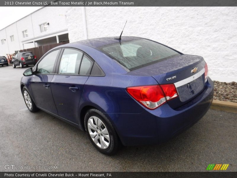 Blue Topaz Metallic / Jet Black/Medium Titanium 2013 Chevrolet Cruze LS
