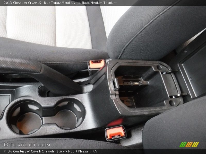 Blue Topaz Metallic / Jet Black/Medium Titanium 2013 Chevrolet Cruze LS