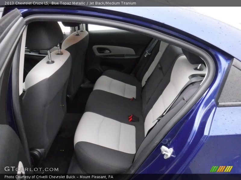 Blue Topaz Metallic / Jet Black/Medium Titanium 2013 Chevrolet Cruze LS