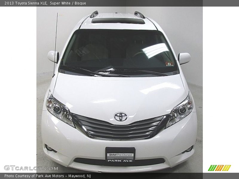 Super White / Bisque 2013 Toyota Sienna XLE