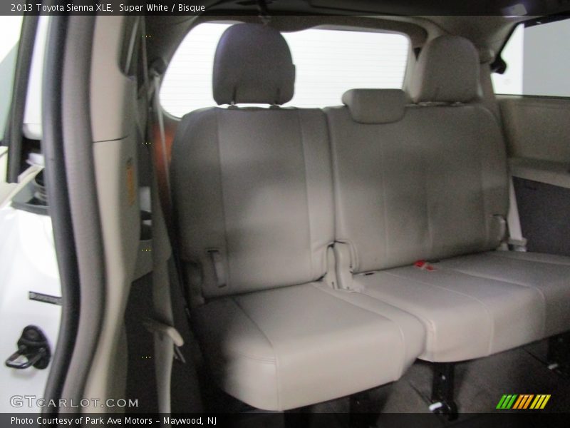 Super White / Bisque 2013 Toyota Sienna XLE