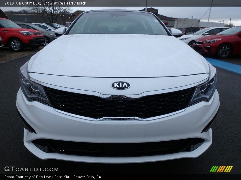 Snow White Pearl / Black 2019 Kia Optima SX