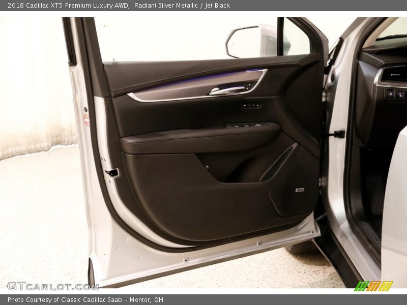 Radiant Silver Metallic / Jet Black 2018 Cadillac XT5 Premium Luxury AWD
