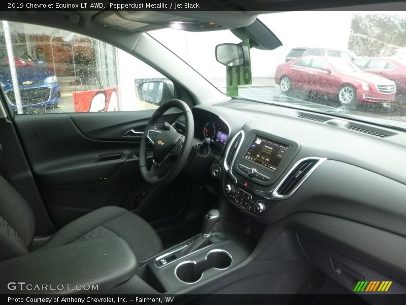 Pepperdust Metallic / Jet Black 2019 Chevrolet Equinox LT AWD