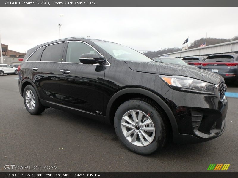 Ebony Black / Satin Black 2019 Kia Sorento LX AWD