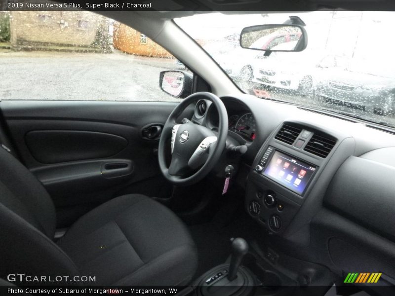 Super Black / Charcoal 2019 Nissan Versa S Plus