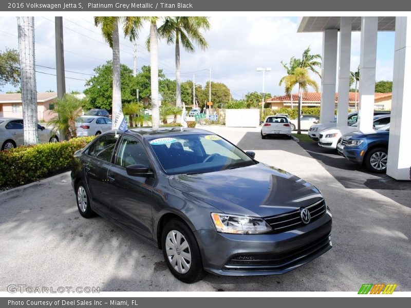 Platinum Grey Metallic / Titan Black 2016 Volkswagen Jetta S