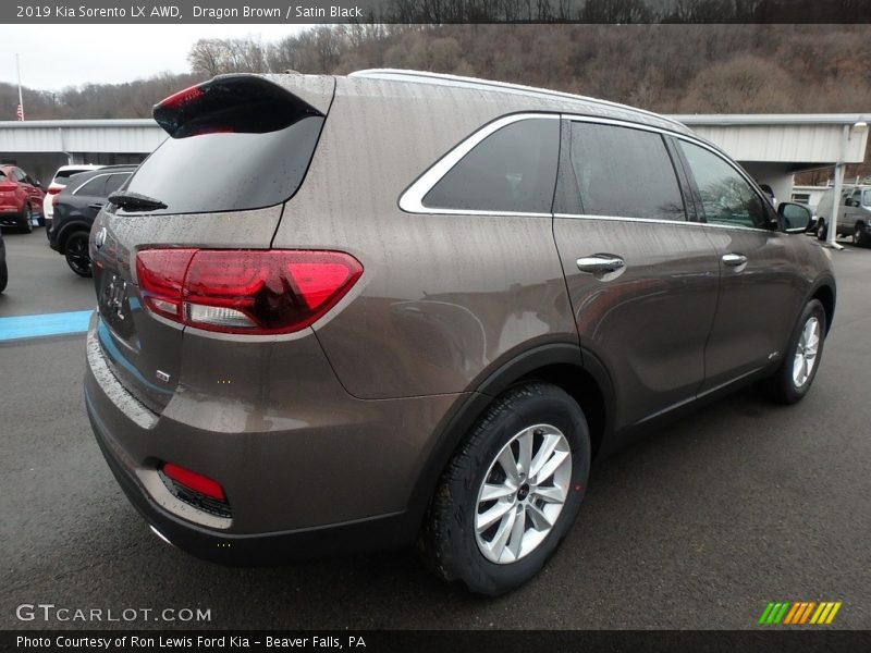 Dragon Brown / Satin Black 2019 Kia Sorento LX AWD