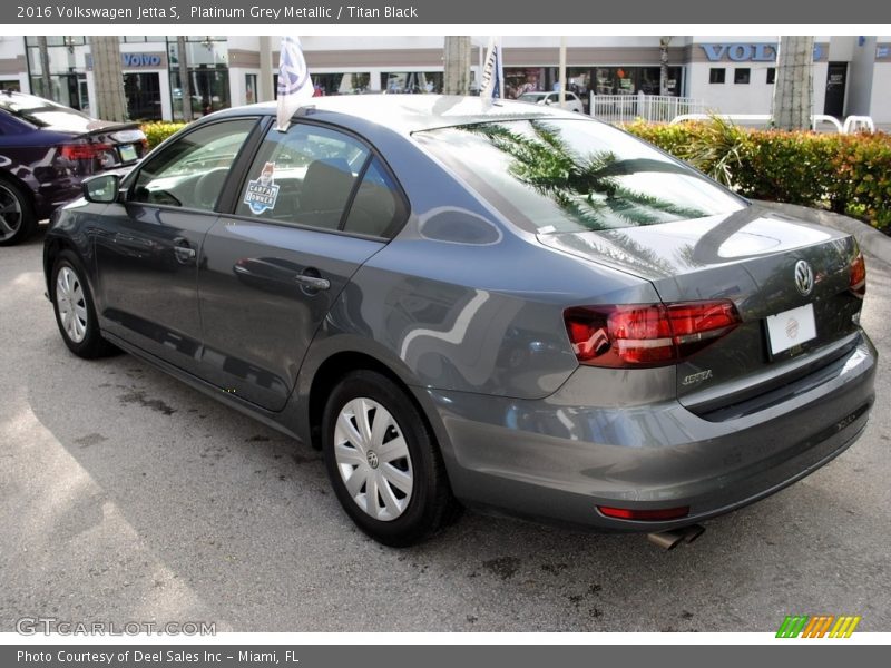 Platinum Grey Metallic / Titan Black 2016 Volkswagen Jetta S