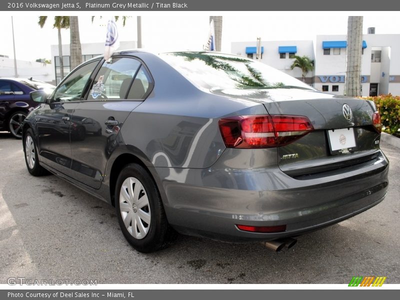 Platinum Grey Metallic / Titan Black 2016 Volkswagen Jetta S