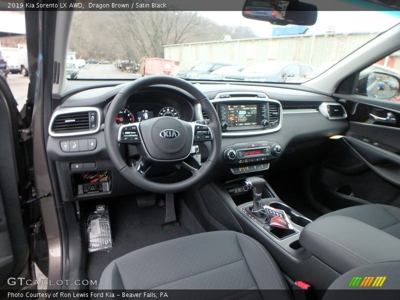  2019 Sorento LX AWD Satin Black Interior