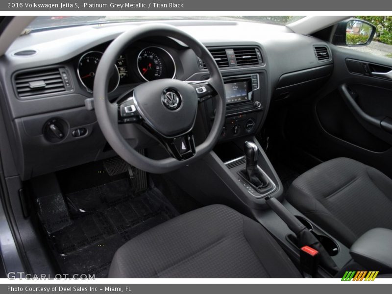 Platinum Grey Metallic / Titan Black 2016 Volkswagen Jetta S