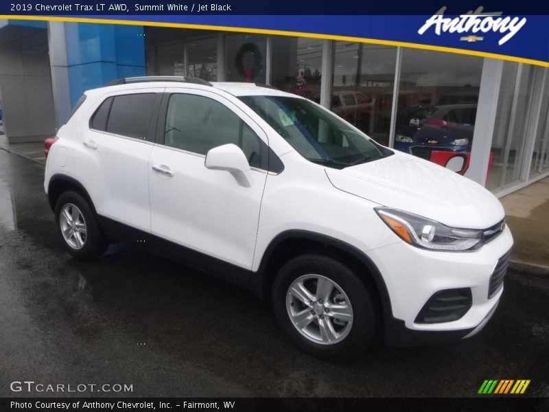 Summit White / Jet Black 2019 Chevrolet Trax LT AWD