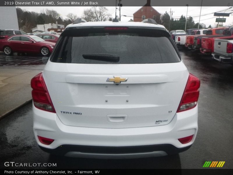Summit White / Jet Black 2019 Chevrolet Trax LT AWD