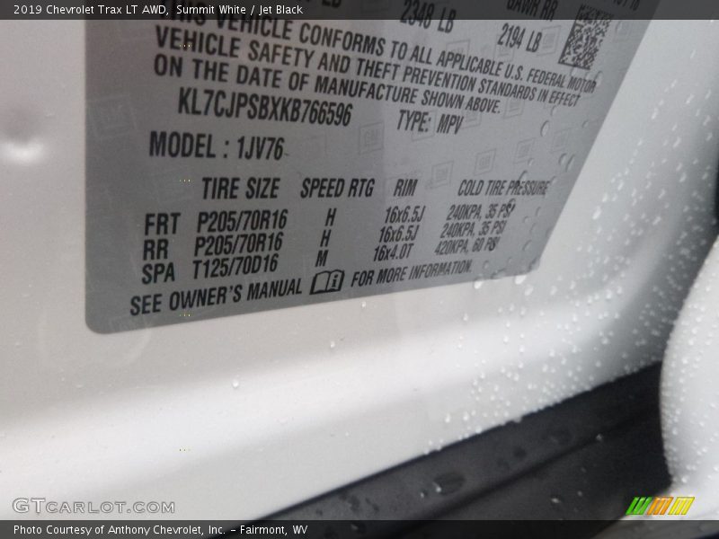Summit White / Jet Black 2019 Chevrolet Trax LT AWD