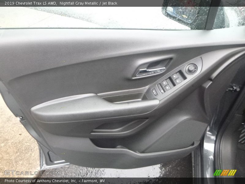 Nightfall Gray Metallic / Jet Black 2019 Chevrolet Trax LS AWD
