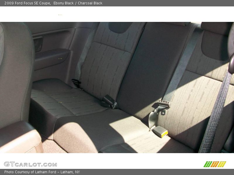 Ebony Black / Charcoal Black 2009 Ford Focus SE Coupe