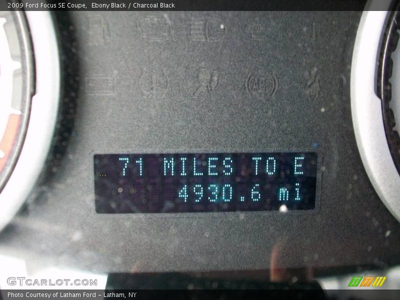 Ebony Black / Charcoal Black 2009 Ford Focus SE Coupe