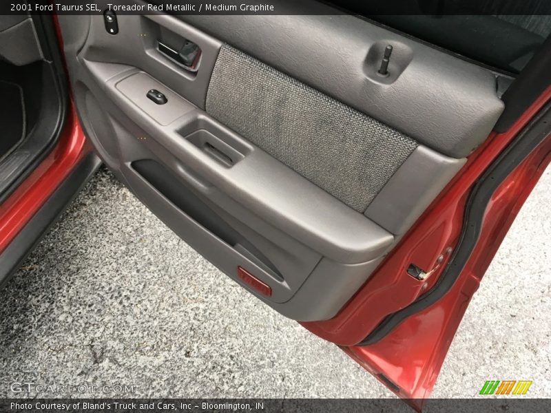 Toreador Red Metallic / Medium Graphite 2001 Ford Taurus SEL