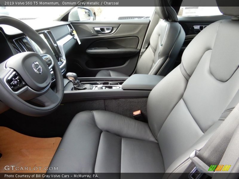 Front Seat of 2019 S60 T5 Momentum