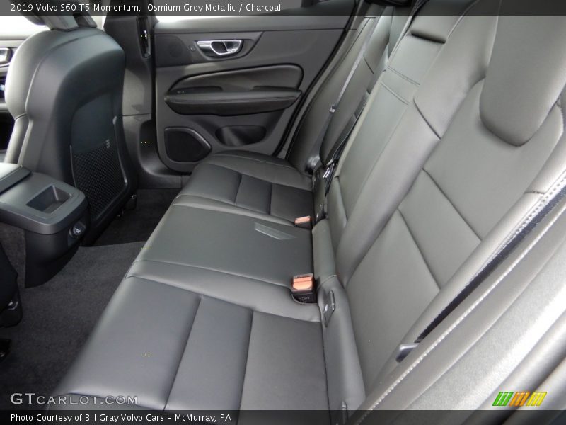 Rear Seat of 2019 S60 T5 Momentum
