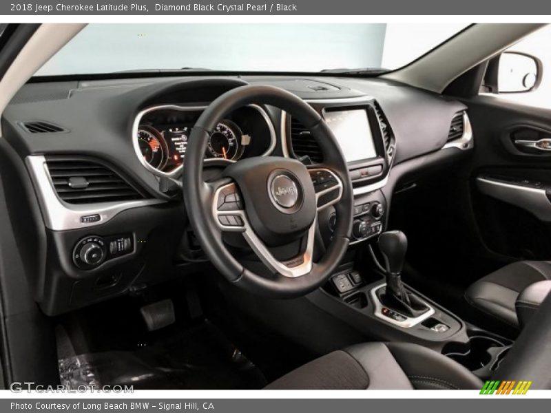 Diamond Black Crystal Pearl / Black 2018 Jeep Cherokee Latitude Plus