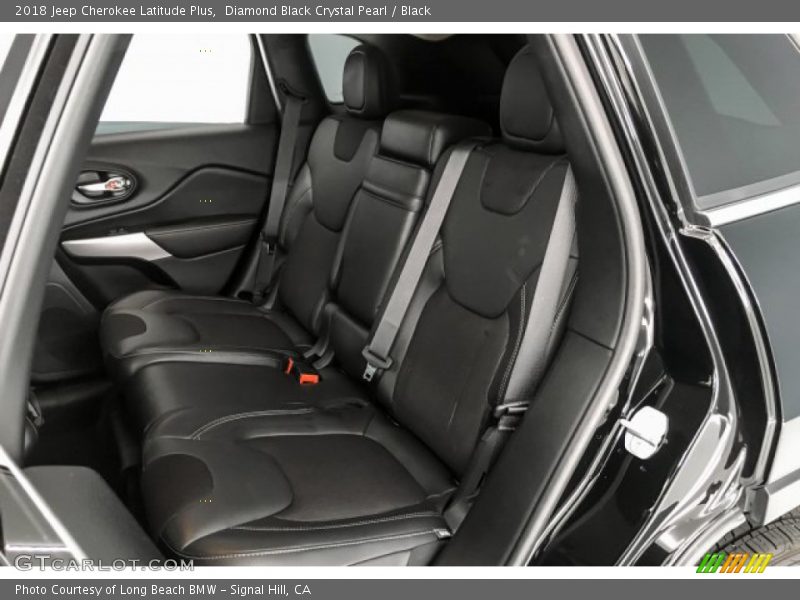Diamond Black Crystal Pearl / Black 2018 Jeep Cherokee Latitude Plus