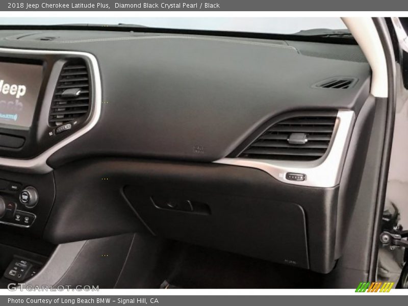 Diamond Black Crystal Pearl / Black 2018 Jeep Cherokee Latitude Plus