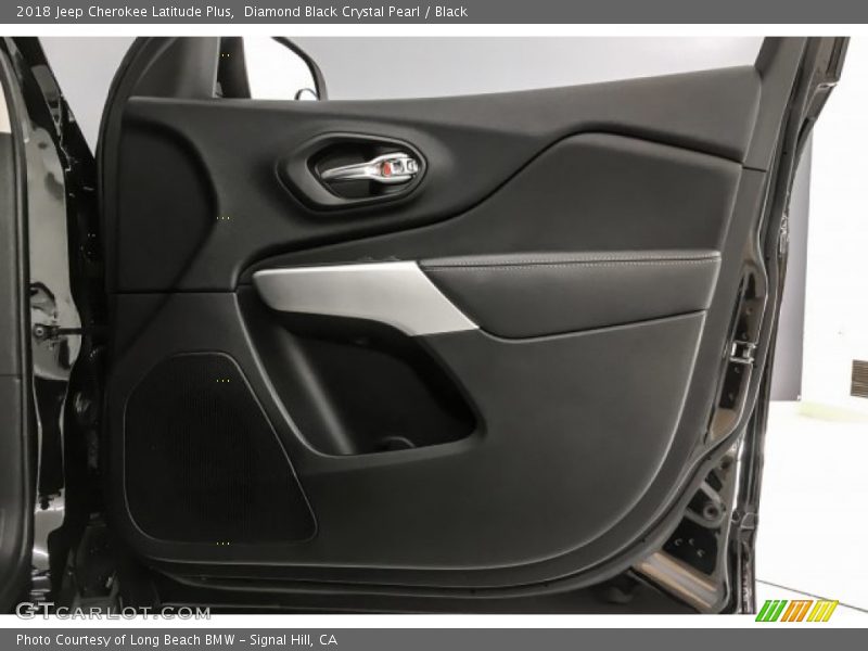 Diamond Black Crystal Pearl / Black 2018 Jeep Cherokee Latitude Plus