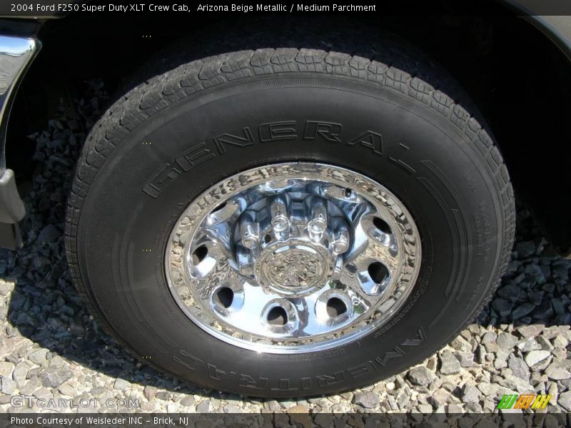 Arizona Beige Metallic / Medium Parchment 2004 Ford F250 Super Duty XLT Crew Cab