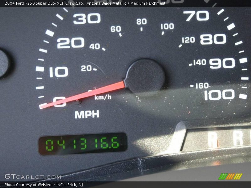 Arizona Beige Metallic / Medium Parchment 2004 Ford F250 Super Duty XLT Crew Cab