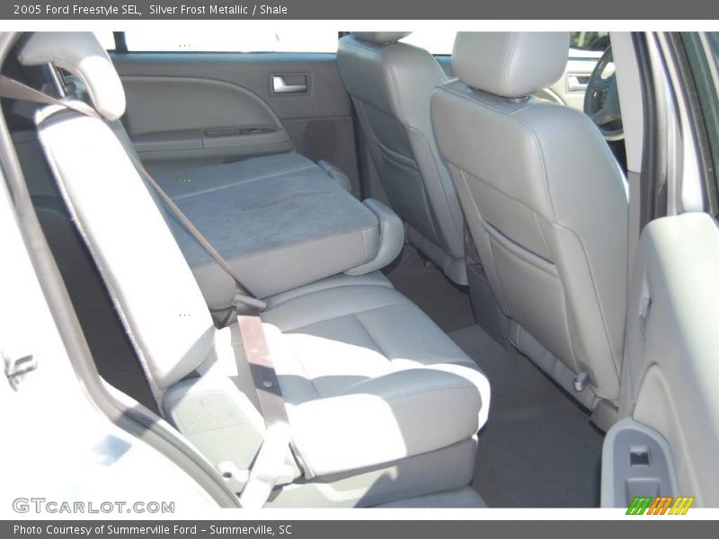 Silver Frost Metallic / Shale 2005 Ford Freestyle SEL