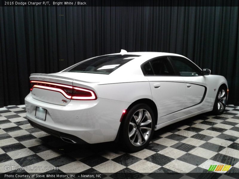 Bright White / Black 2016 Dodge Charger R/T