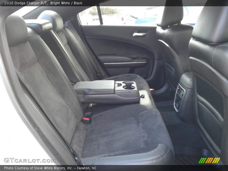 Bright White / Black 2016 Dodge Charger R/T