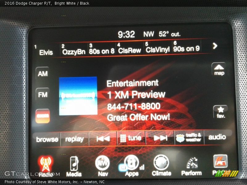 Bright White / Black 2016 Dodge Charger R/T