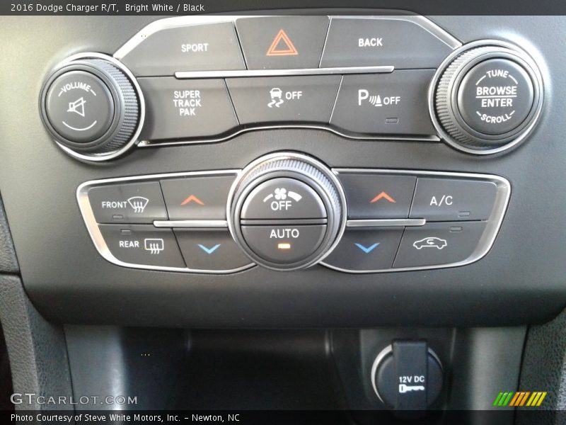 Bright White / Black 2016 Dodge Charger R/T
