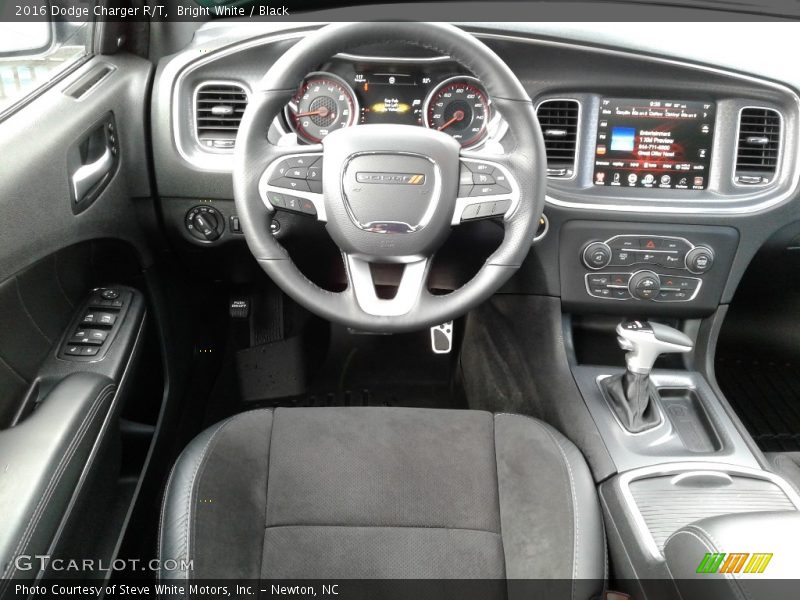 Bright White / Black 2016 Dodge Charger R/T