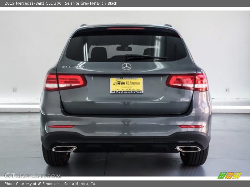 Selenite Grey Metallic / Black 2019 Mercedes-Benz GLC 300